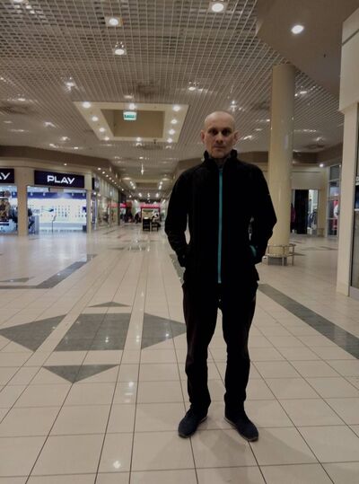  ,   Valerii, 54 ,   ,   , c 