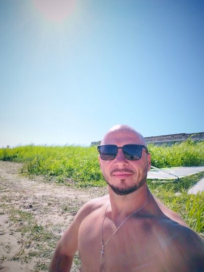  ,   Igor, 44 ,   ,   