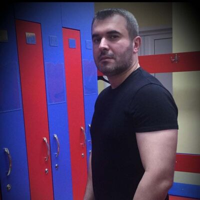  ,   Ali, 40 ,   ,   