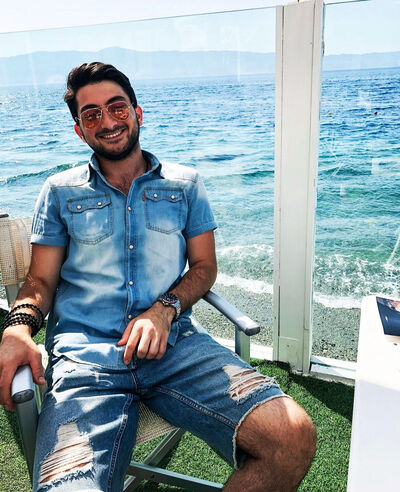  ,   George, 29 ,   ,   