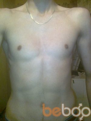  3222277  Viktor, 32 ,    