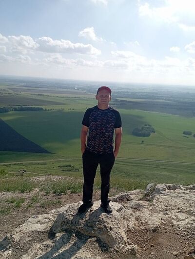  ,   Denis , 47 ,   c 