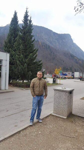  ,   Joni, 39 ,   ,   