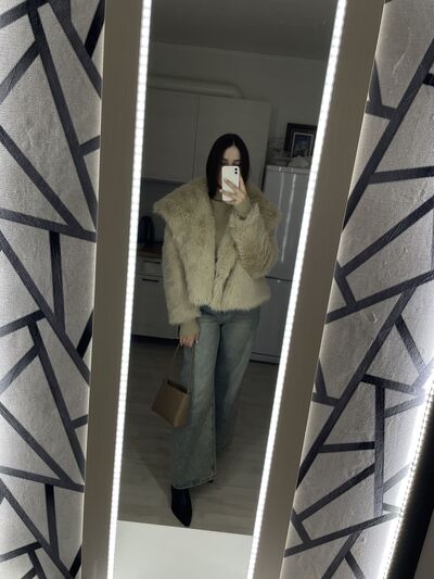  -,   , 21 ,     , c 