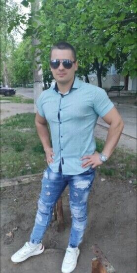  21128137  Mister X, 37 ,    