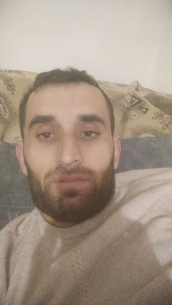  ,   Artur, 34 ,   ,   