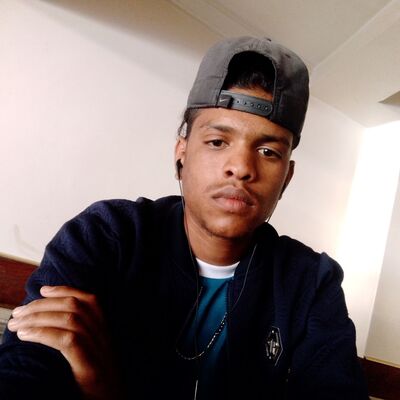  Abbots Langley,   Mohamed, 24 ,   ,   