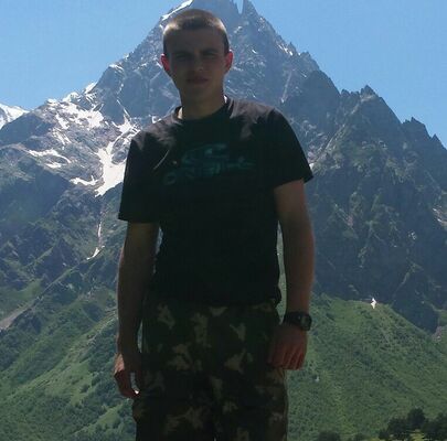  ,   Artem, 32 ,   ,   , c 