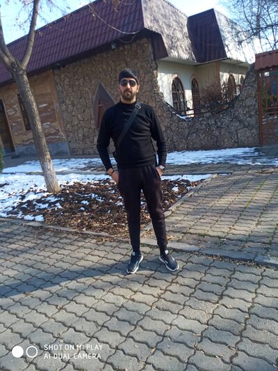  ,   Arman, 27 ,   ,   