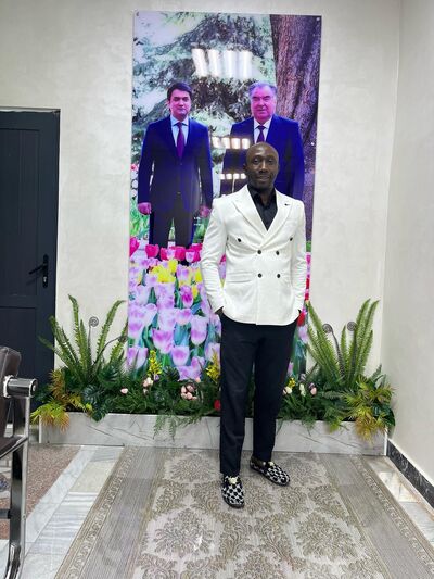  ,   Victor, 41 ,   c 