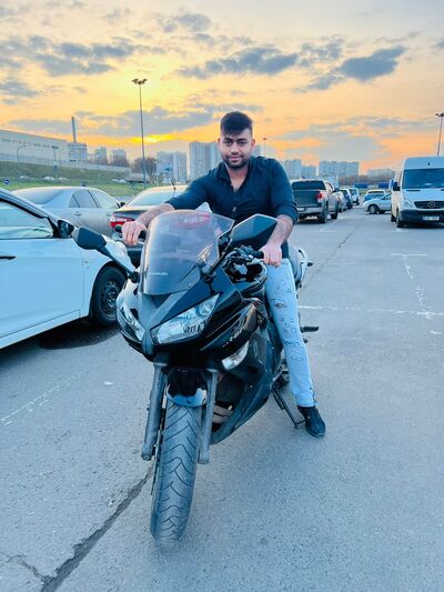  ,   Manjeet, 28 ,   ,   