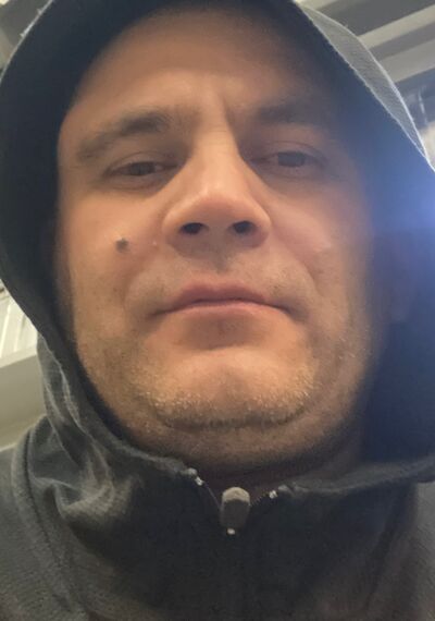  ,   Vlad, 38 ,   ,   