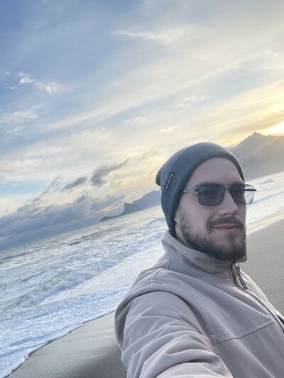  --,   , 25 ,   c 