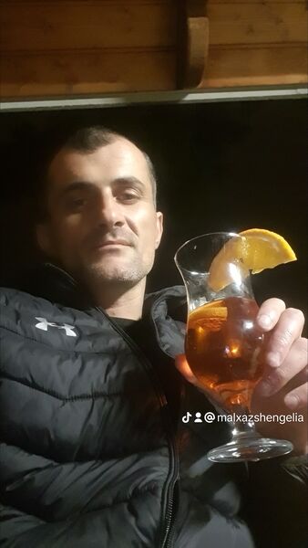  ,   Malxaz, 38 ,   ,   