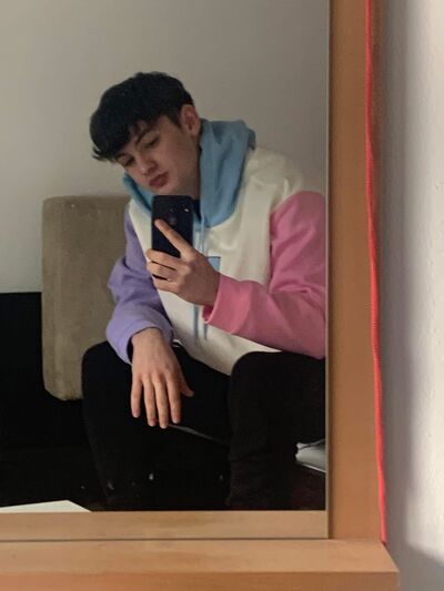  ,   Alex, 23 ,   ,   