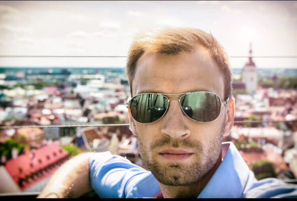  ,   Andrei, 46 ,   ,   , c , 