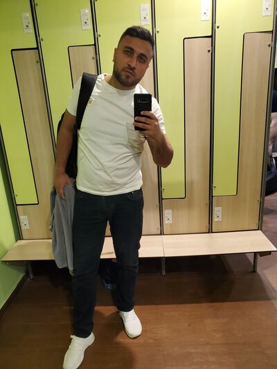  ,   Elvin, 33 ,   ,   