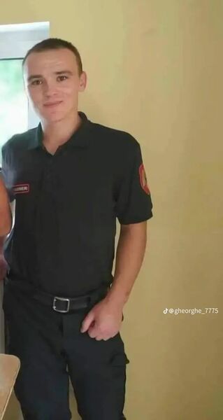  ,   Gheorghe, 24 ,   ,   
