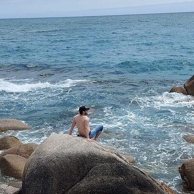  ,   Artur, 31 ,   ,   