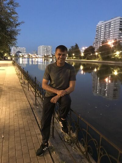  -,   Anton, 39 ,   ,   , c , 