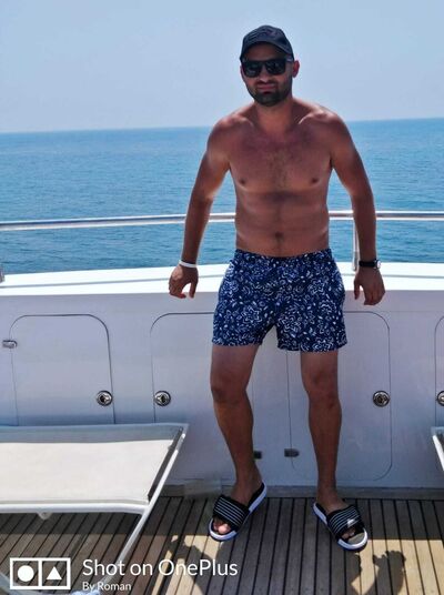  ,   Roman, 33 ,   ,   