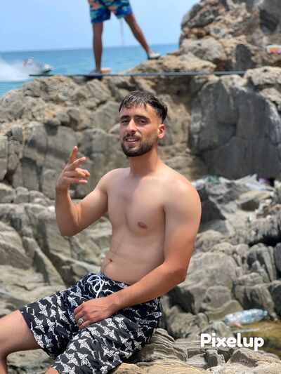  ,   Sohaib, 22 ,   ,   