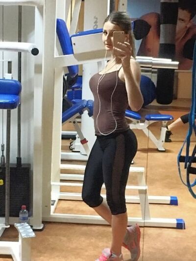  ,   Alexandra, 38 ,   ,   , c 
