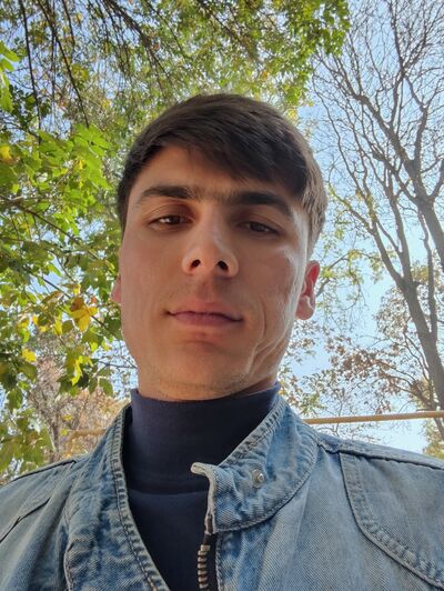  ,   Ogabek, 25 ,   c 
