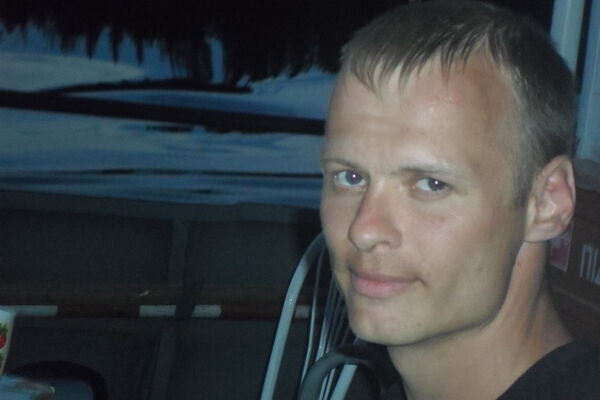  ,   Aleksandr, 40 ,   ,   , c 