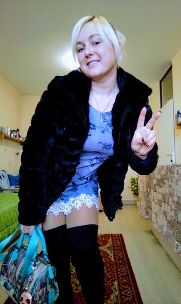  Velicna,   Alina, 32 ,     , c 