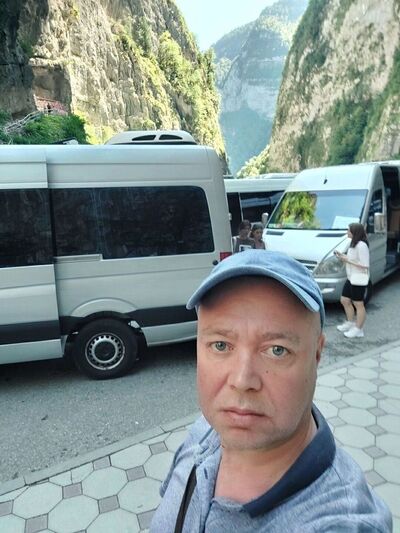  ,   Albert, 52 ,   ,   , c , 