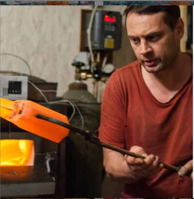  ,   Vlad, 38 ,   ,   