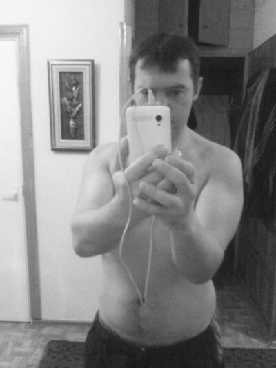  ,   Alex, 45 ,   