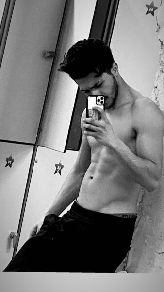  ,   Aymen, 25 ,   ,   