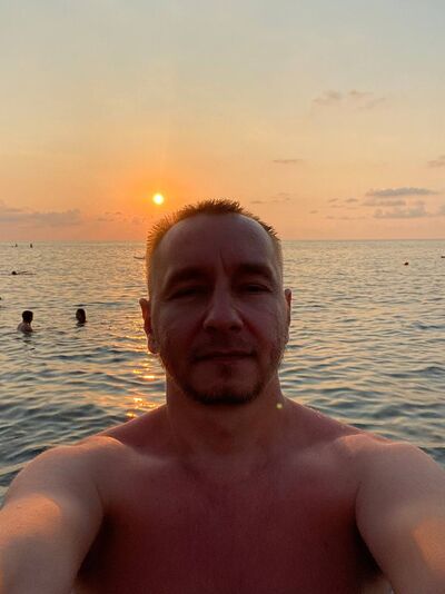  ,   Vladimir, 44 ,   ,   