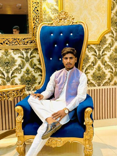  ,   Ihsaan Ijaz, 18 ,   ,   , c 