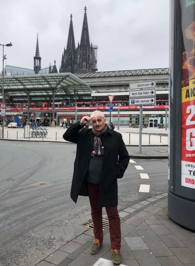  Duisburg,   , 64 ,   c 