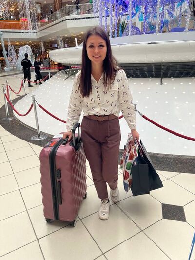  ,   Marina, 33 ,   ,   