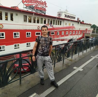  Bielany Wroclawskie,   Victor, 38 ,   ,   