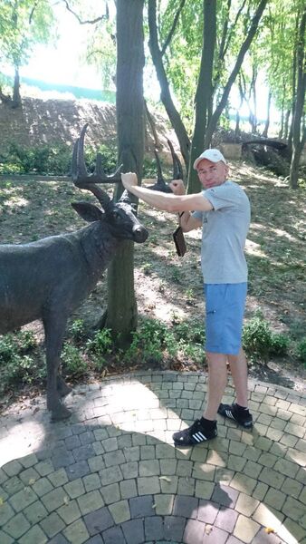  ,   Viktor, 53 ,   ,   , c 
