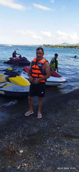   ,   Karen, 38 ,   ,   , 