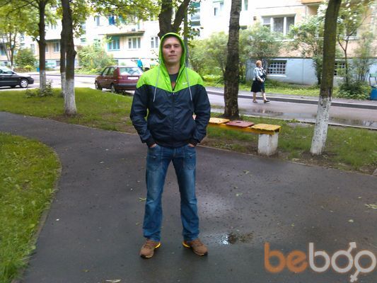  3422917  Dmitro, 33 ,    