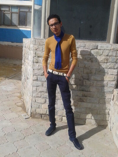  ,   Micil, 31 ,   