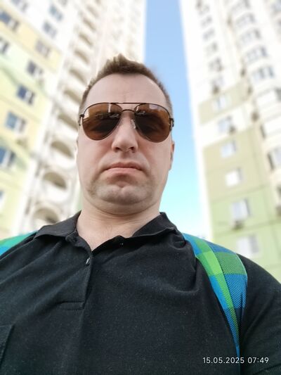  ,   Dima, 44 ,   ,   , c , 