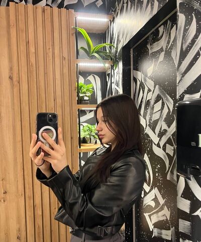  ,   Aleksandra, 19 ,     , c 