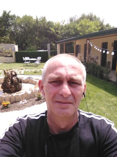  ,   Gocha, 48 ,   ,   