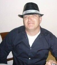  ,   Maxo, 52 ,   