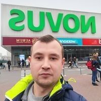  ,   Alex, 35 ,   