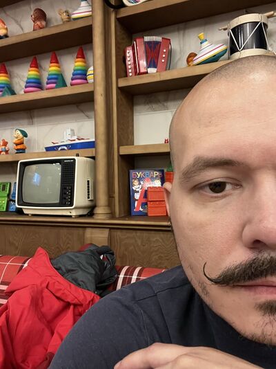  ,   Pavel, 37 ,   ,   