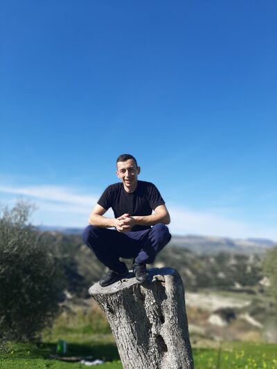  ,   Vik, 29 ,   ,   